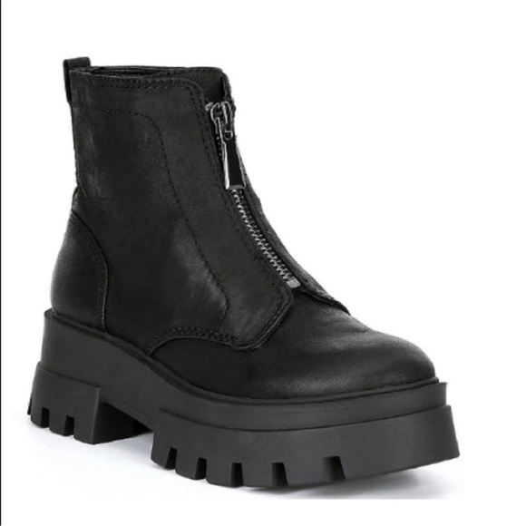 Gianni Bini Shoes - GB All-Star Leather Center Zip Chunky Lug Sole Platform Booties